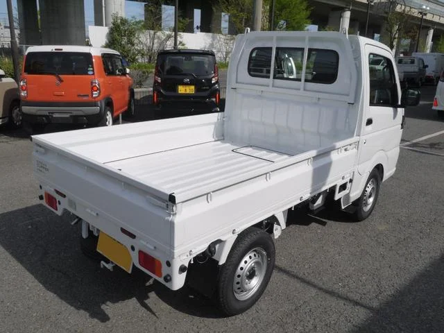 Nissan CLIPPER TRUCK — фото 4