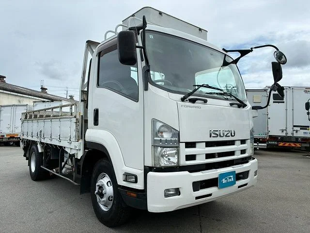 Isuzu FORWARD — фото 4