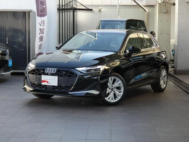 Audi A3 — фото 1