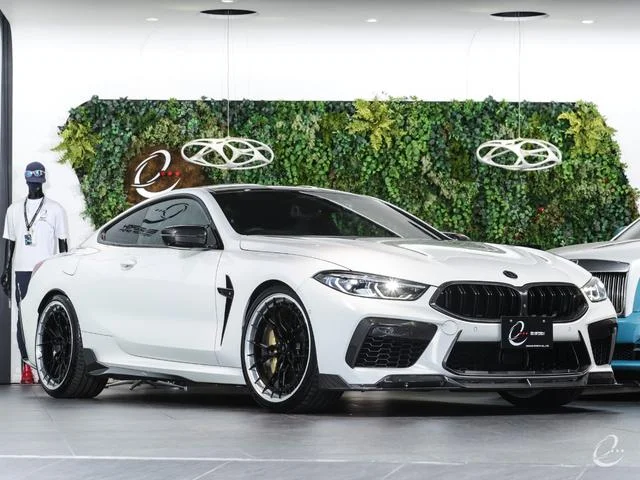 BMW M8 — фото 3