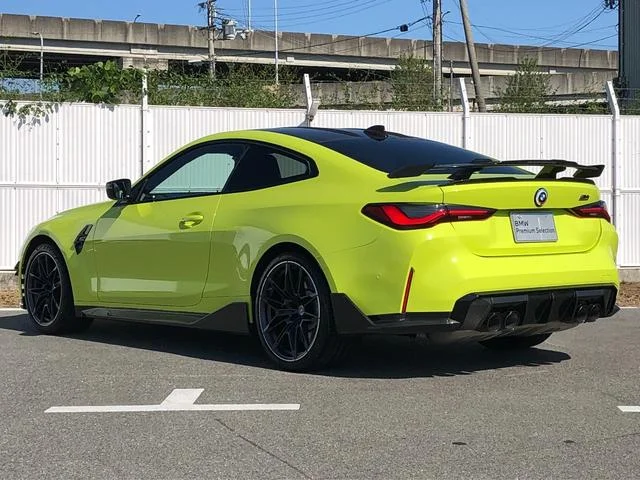 BMW M4 — фото 4