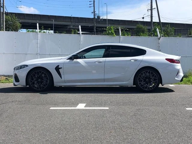 BMW M8 — фото 6