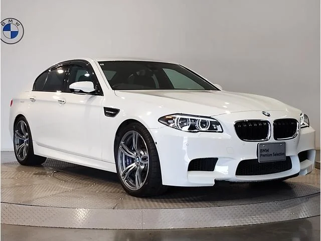 BMW M5 — фото 6