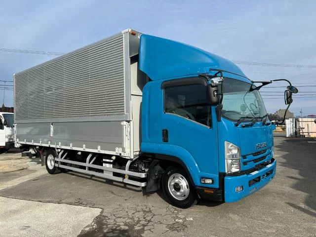 Isuzu FORWARD — фото 2