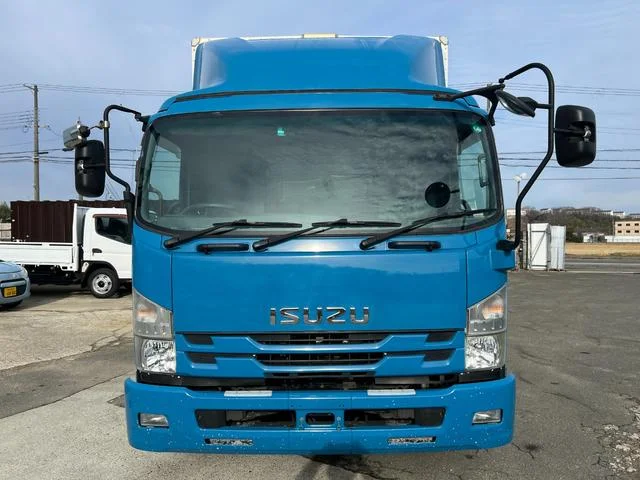 Isuzu FORWARD — фото 3