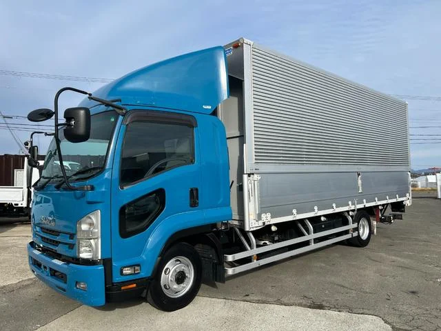 Isuzu FORWARD — фото 4
