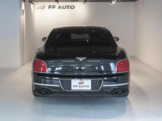 Bentley FLYING SPUR — фото 4