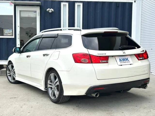 Honda ACCORD TOURER — фото 6