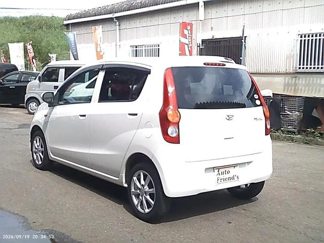 Daihatsu MIRA — фото 4