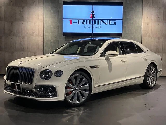 Bentley FLYING SPUR — фото 1