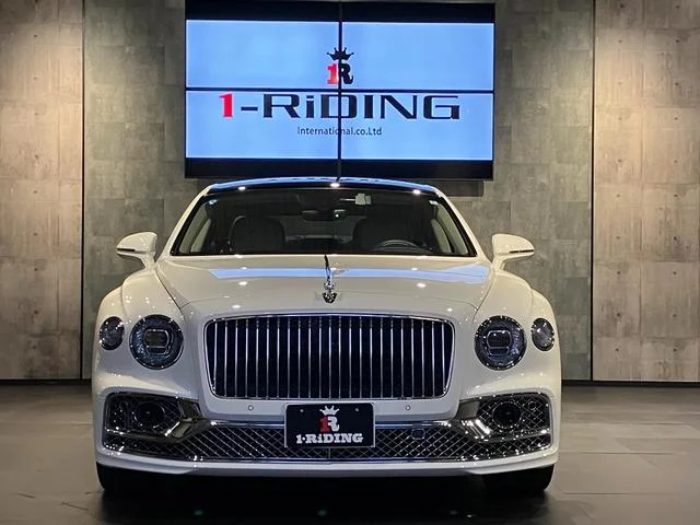 Bentley FLYING SPUR — фото 2