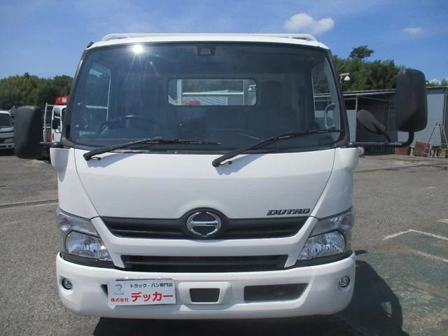 HINO DUTRO — фото 3
