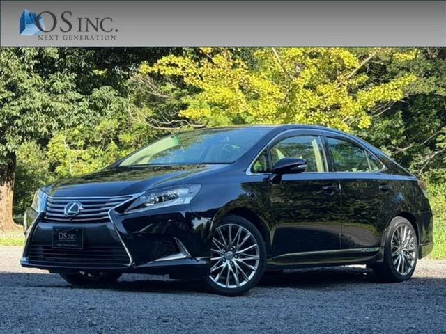 Lexus HS — фото 1