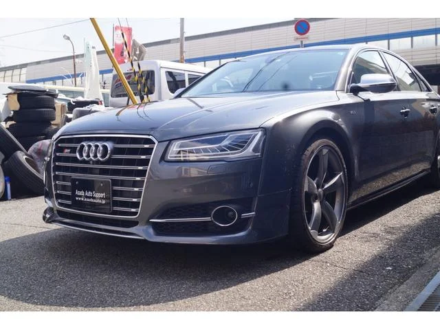 Audi S8 — фото 5