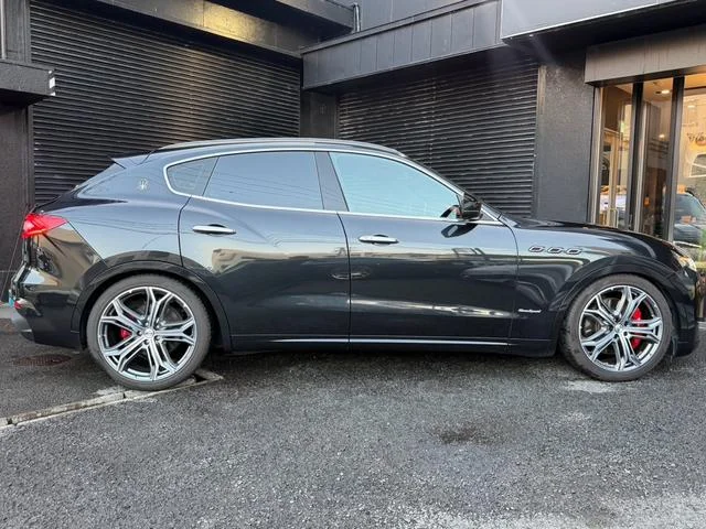 Maserati LEVANTE — фото 3