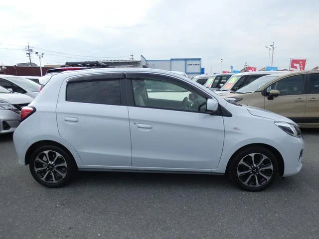Mitsubishi MIRAGE — фото 4