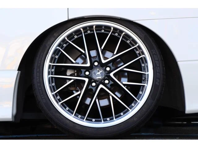 Nissan ELGRAND — фото 2