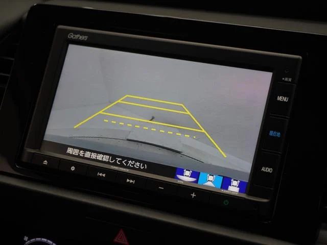 Honda FIT — фото 1