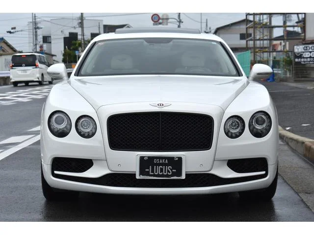 Bentley FLYING SPUR — фото 2
