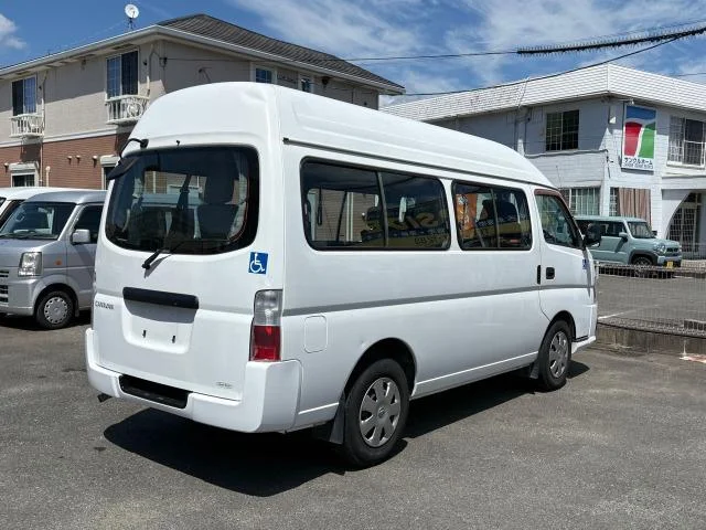 Nissan CARAVAN BUS — фото 4