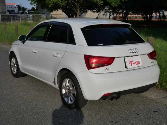 Audi A1 — фото 6
