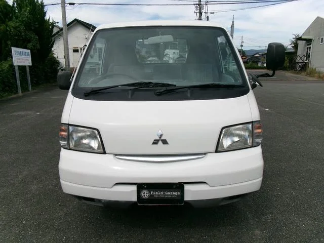Mitsubishi DELICA TRUCK — фото 2