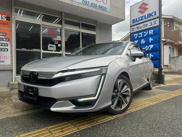 Honda CLARITY PHEV — фото 1