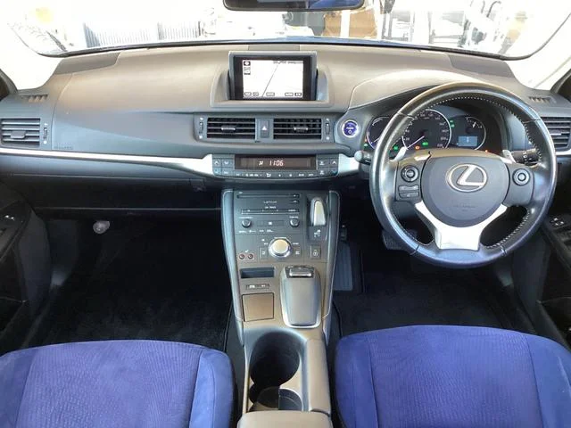 Lexus CT — фото 4
