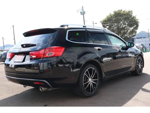 Honda ACCORD TOURER — фото 3