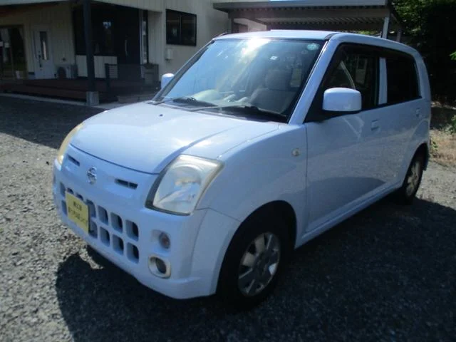 Nissan PINO — фото 2