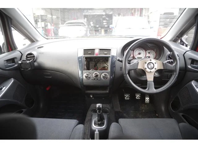 Mitsubishi COLT — фото 2
