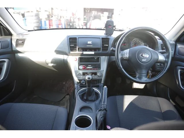Subaru LEGACY B4 — фото 2