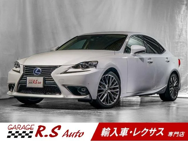 Lexus IS — фото 1
