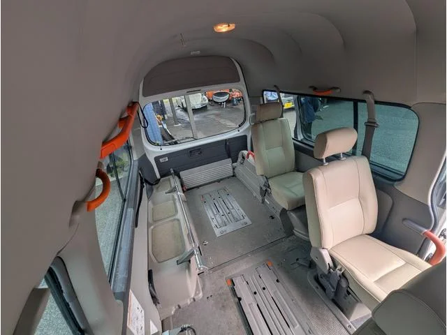 Nissan CARAVAN BUS — фото 3