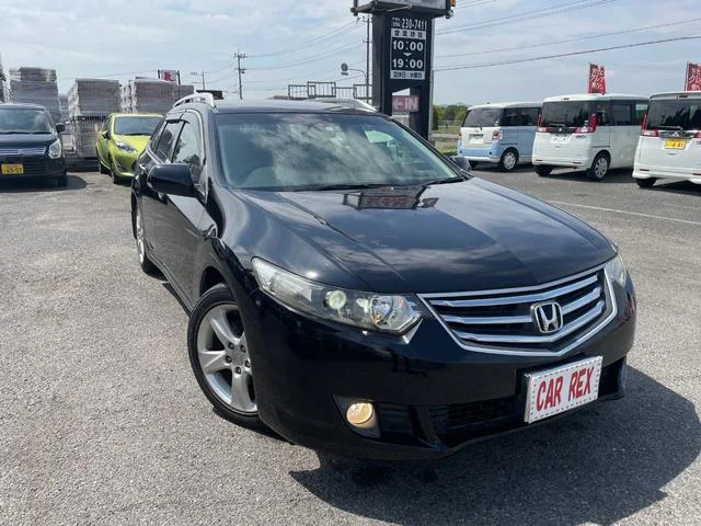 Honda ACCORD TOURER — фото 4
