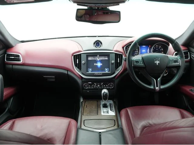 Maserati GHIBLI — фото 4