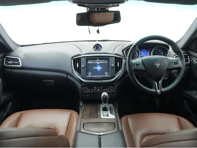 Maserati GHIBLI — фото 4