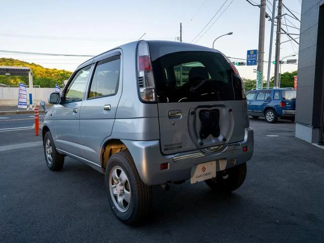 Daihatsu TERIOS KID — фото 6