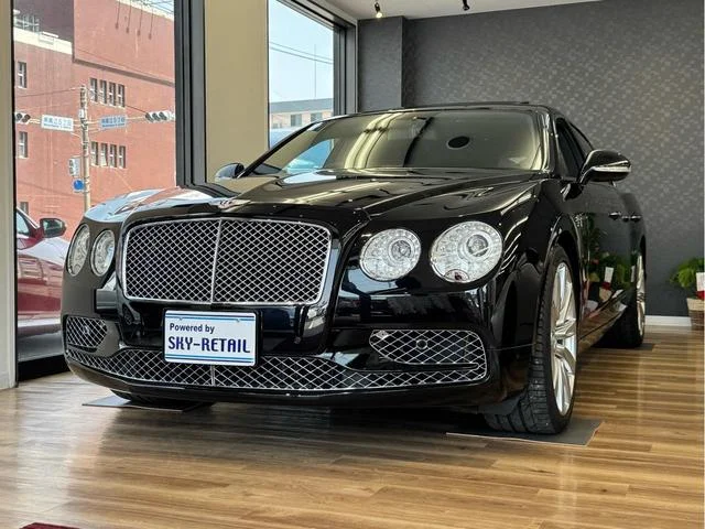 Bentley FLYING SPUR — фото 3