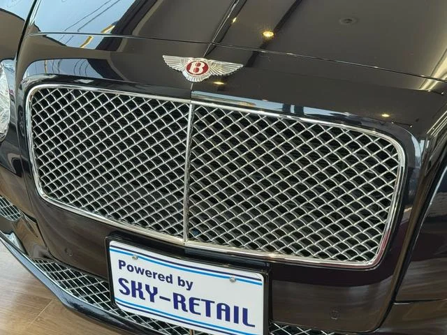 Bentley FLYING SPUR — фото 6