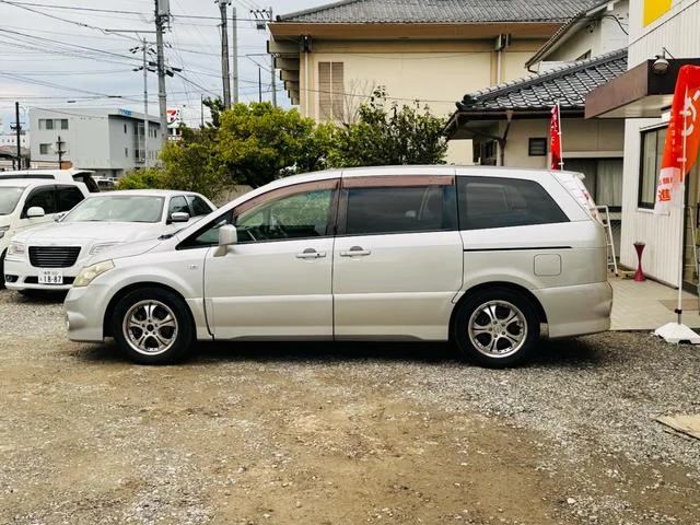 Nissan PRESAGE — фото 3