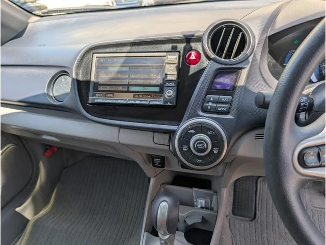 Honda INSIGHT — фото 4