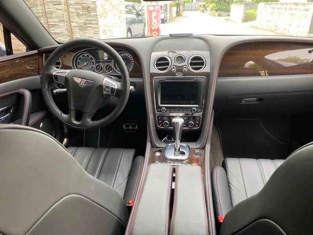 Bentley FLYING SPUR — фото 4