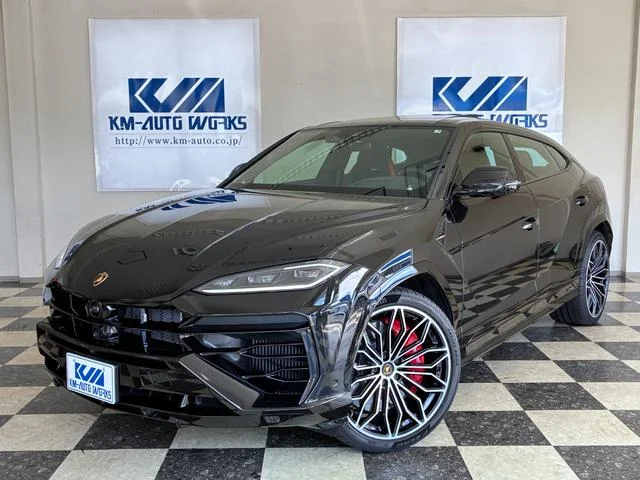 Lamborghini URUS — фото 1
