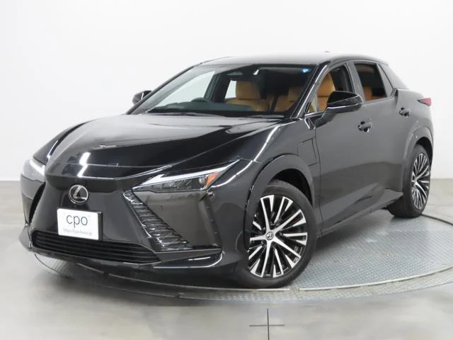 Lexus RZ — фото 1