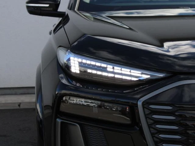 Audi Q6 E-TRON — фото 6
