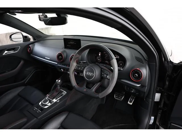 Audi RS3 SPORTBACK — фото 5