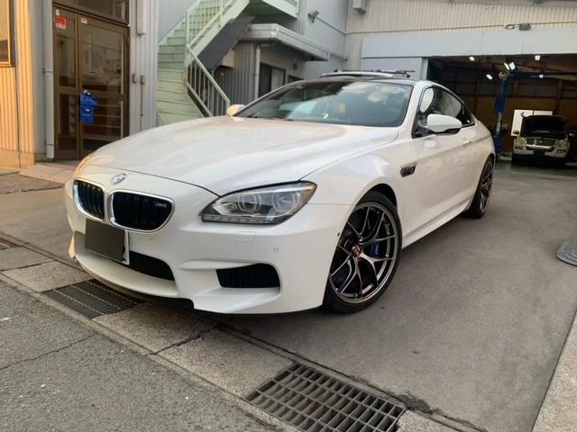 BMW M6 — фото 1