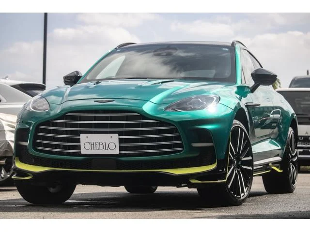 ASTON MARTIN DBX — фото 1