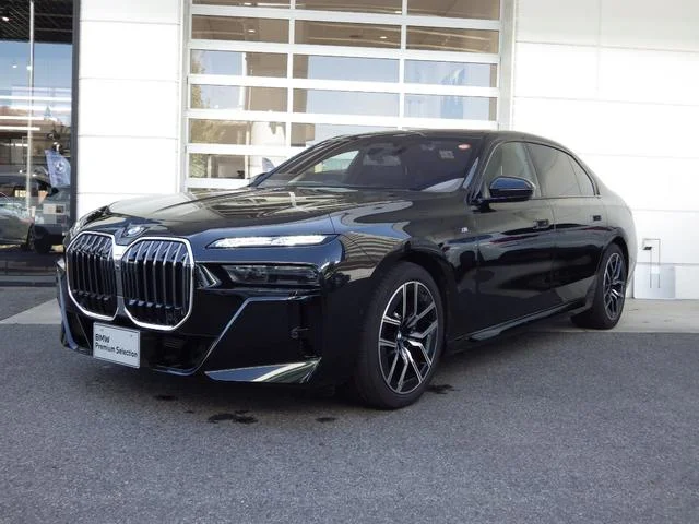 BMW 7-Series — фото 1